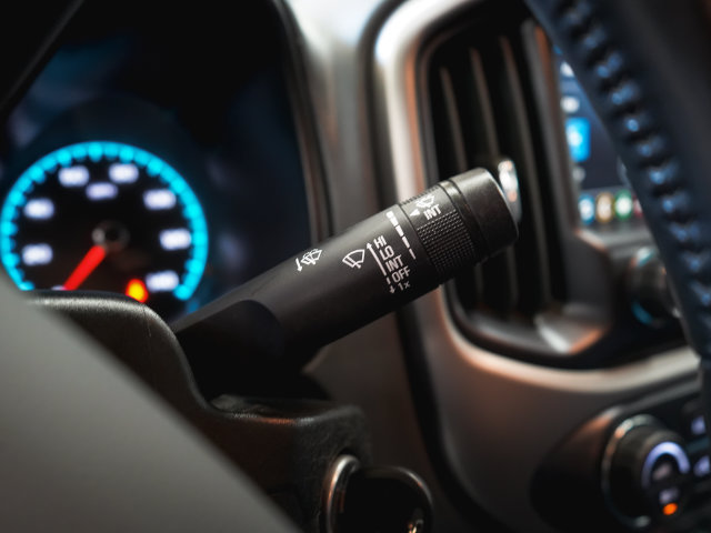Used 2020 Chevrolet Colorado Z71 AWD/4WD image 25