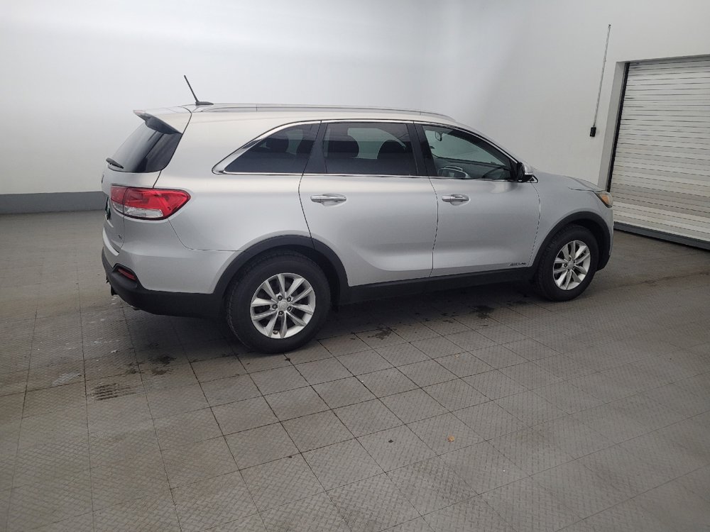 Used 2018 Kia Sorento LX AWD/4WD image 10