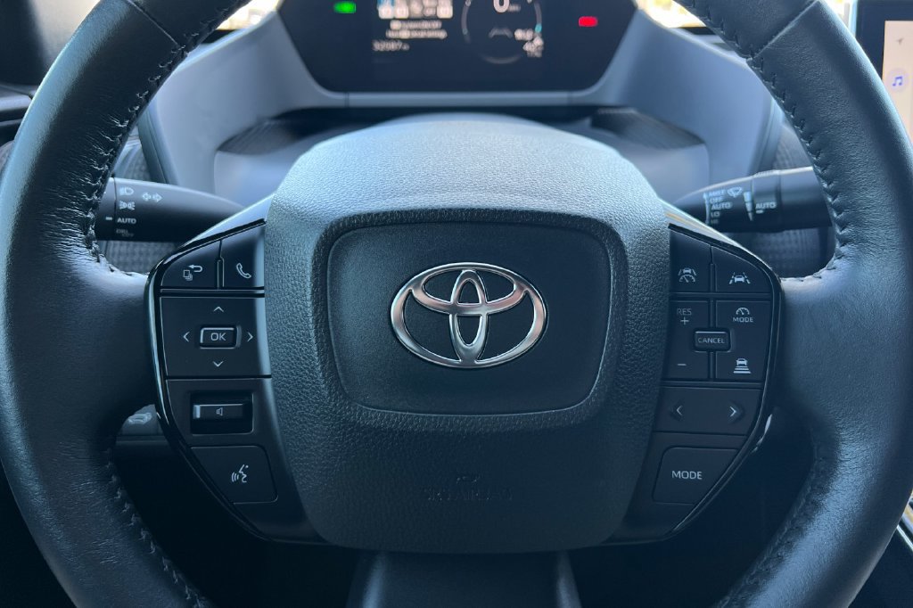 Certified 2023 Toyota bZ4X AWD image 22