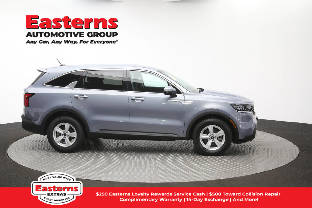 Used 2022 Kia Sorento LX FWD image 44
