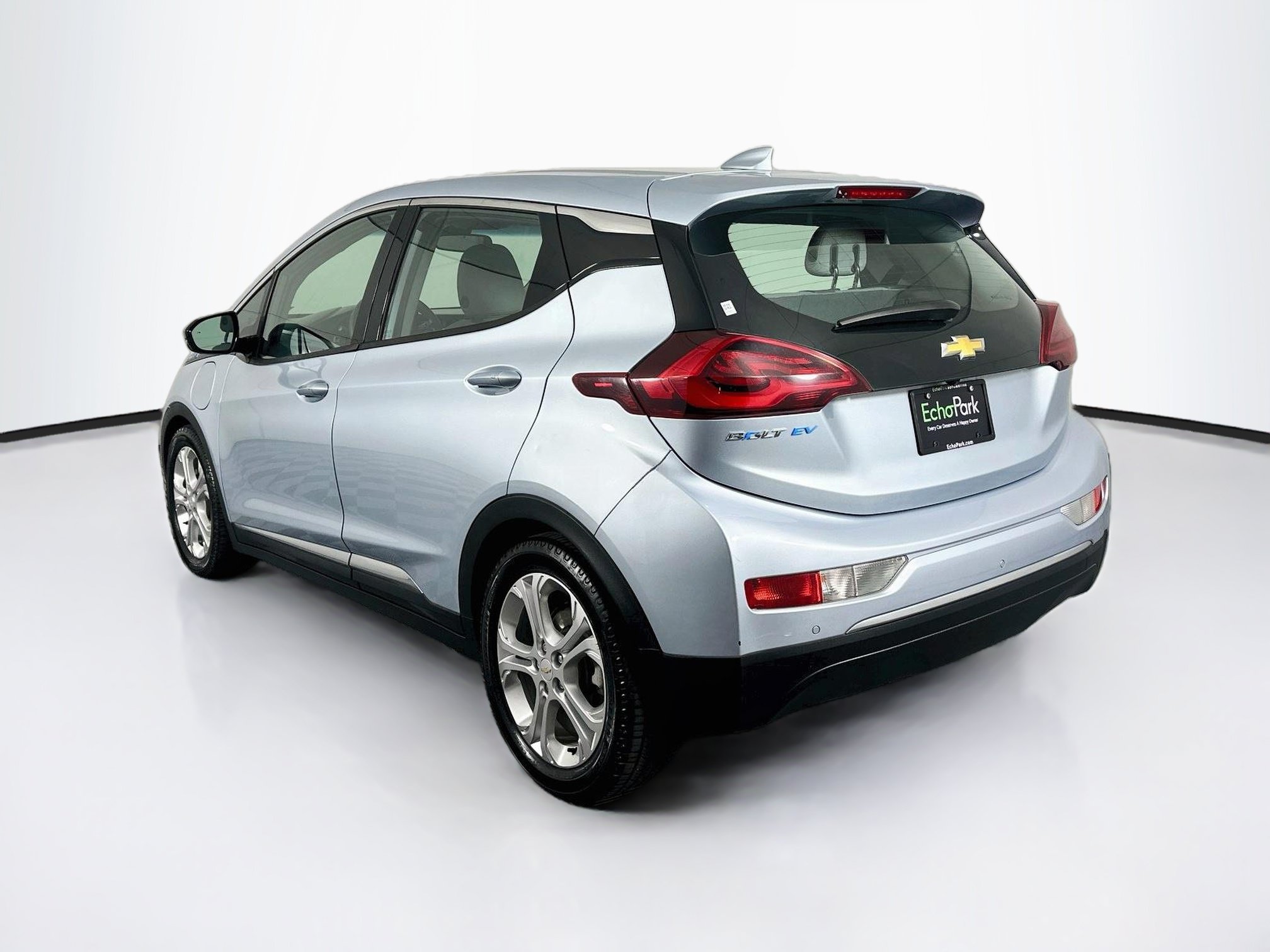 Used 2017 Chevrolet Bolt LT FWD image 5