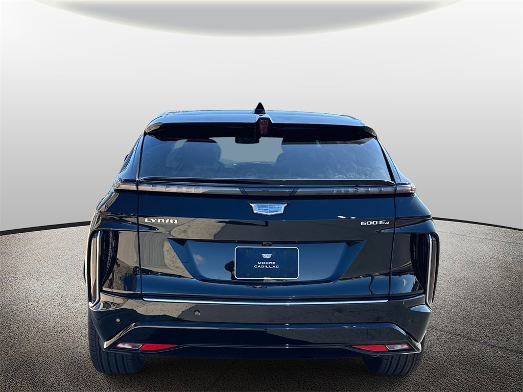 New 2025 Cadillac Lyriq Luxury image 3