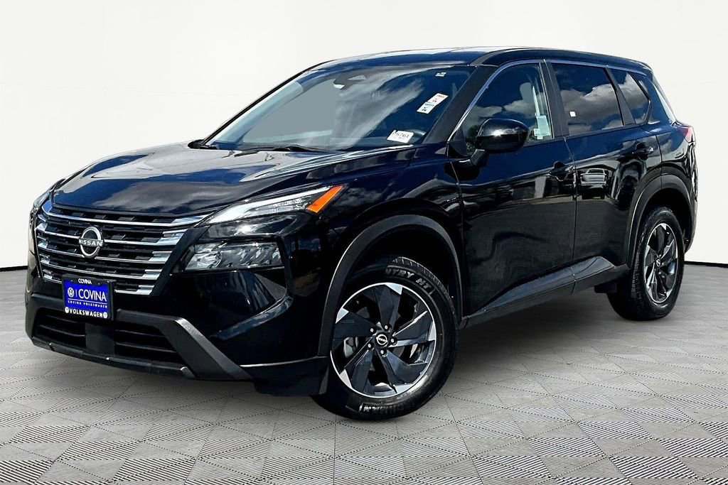 Used 2024 Nissan Rogue SV AWD/4WD image 3