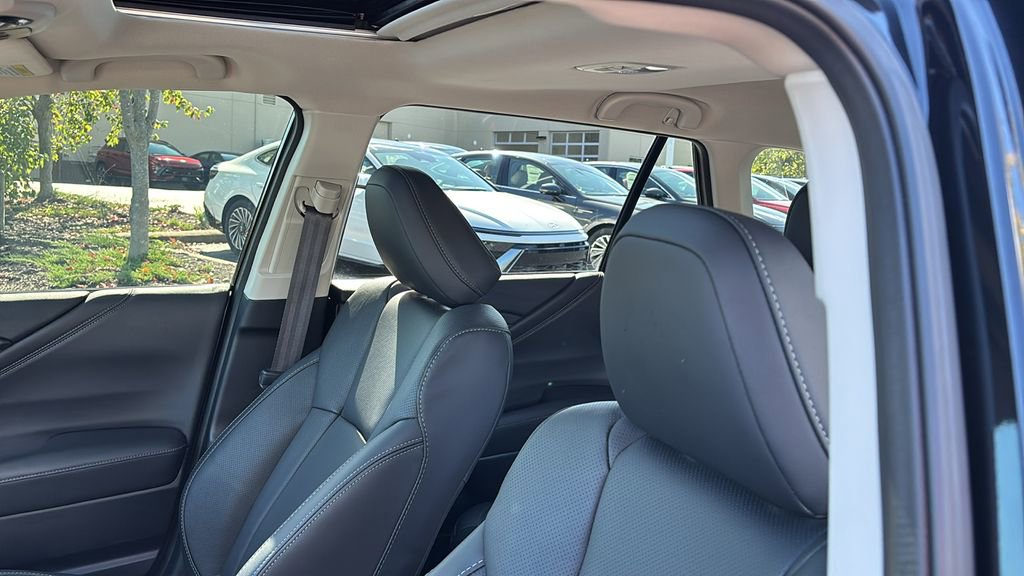 Used 2025 Subaru Outback Touring w/ Popular Package #2 image 24