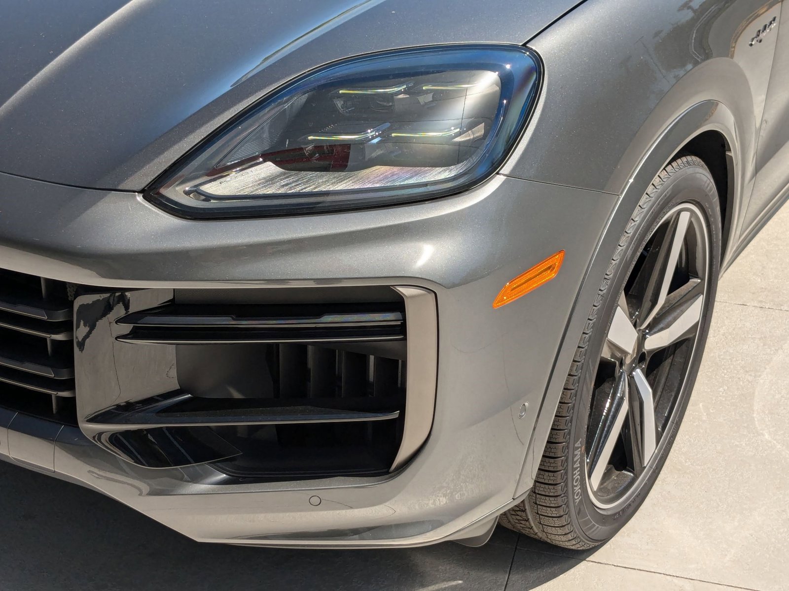 New 2025 Porsche Cayenne Turbo image 12