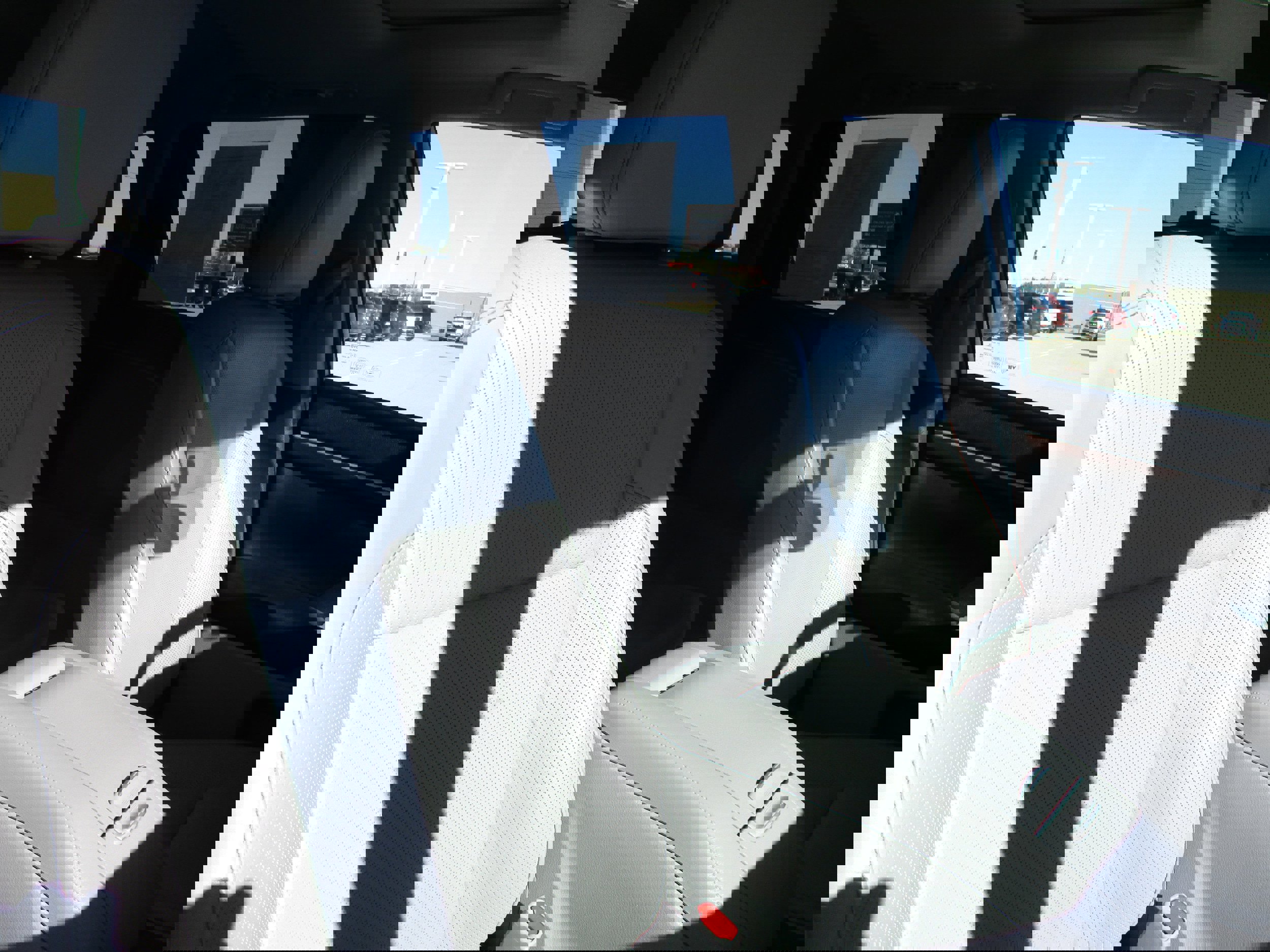 Used 2016 Toyota Highlander Limited image 46