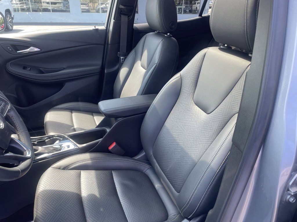 Used 2023 Buick Encore GX Essence w/ Experience Buick Package image 13