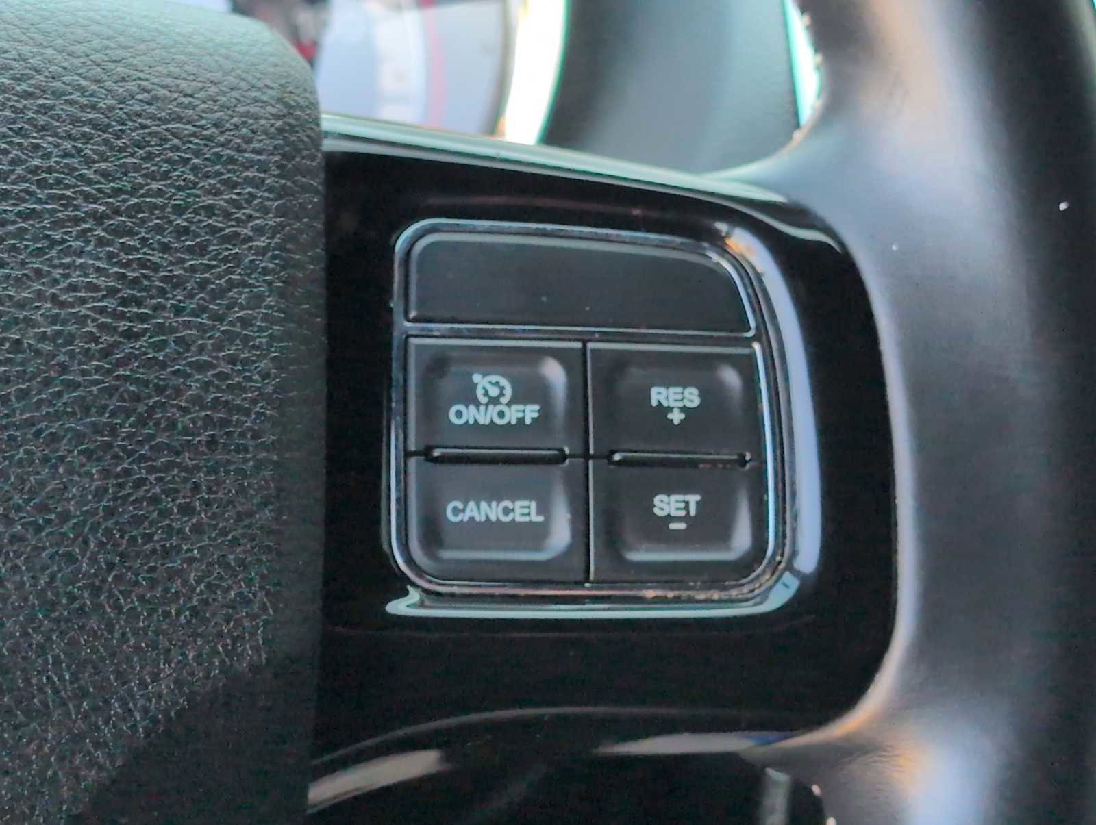 Used 2015 Dodge Grand Caravan SE image 22