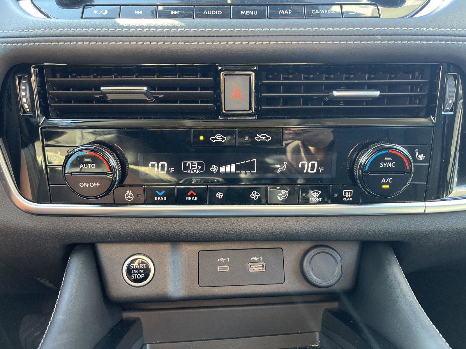 Used 2023 Nissan Rogue SL w/ SL Premium Package image 19