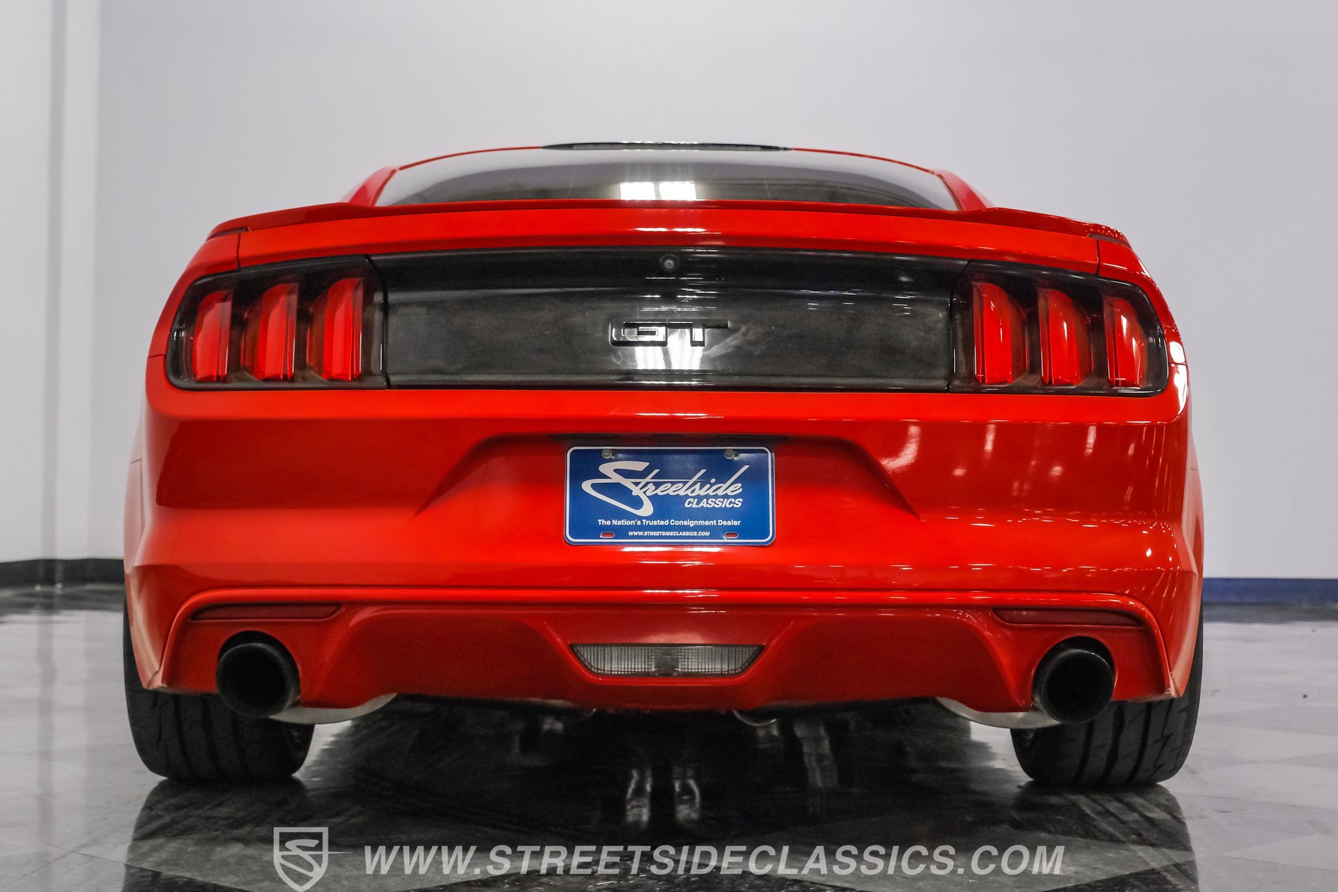 Used 2017 Ford Mustang GT image 30