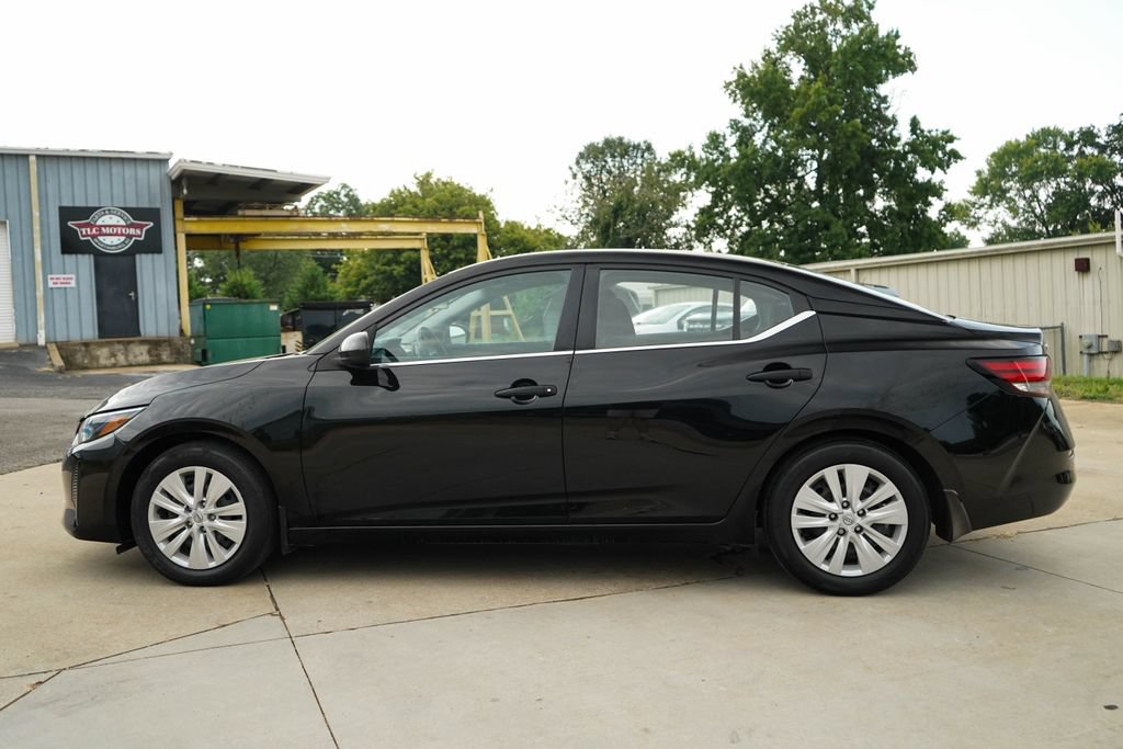 Used 2024 Nissan Sentra S FWD image 23