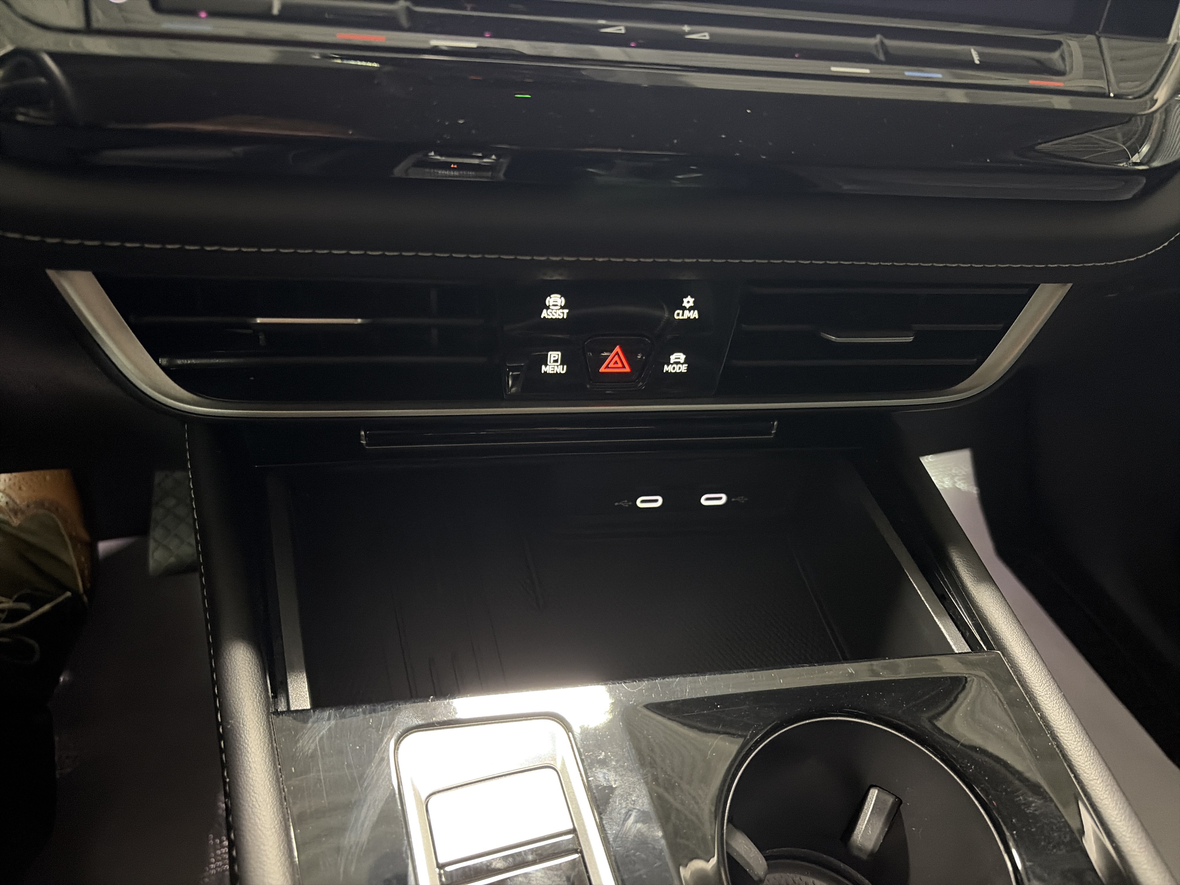 Certified 2026 Volkswagen Atlas SE AWD/4WD image 19