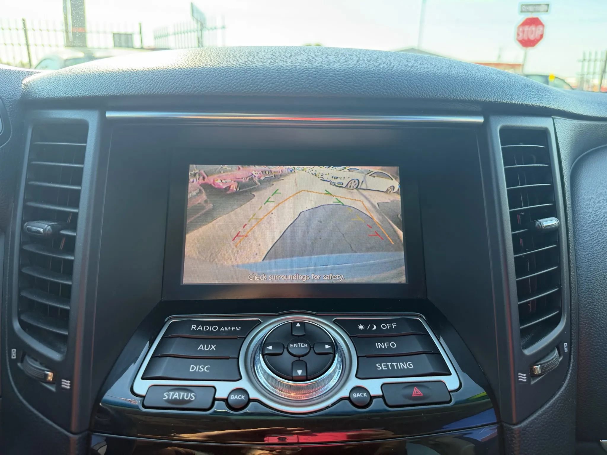 Used 2016 INFINITI QX70 3.7 image 18