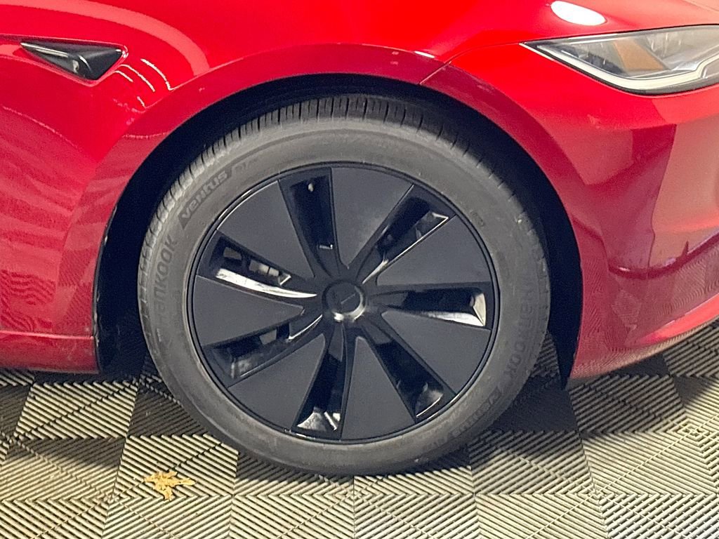 Used 2024 Tesla Model 3 image 24