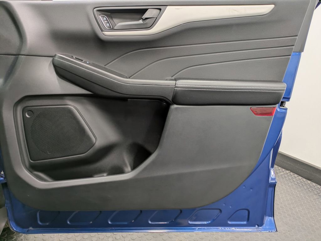 Used 2022 Ford Escape SE w/ Convenience Package image 28