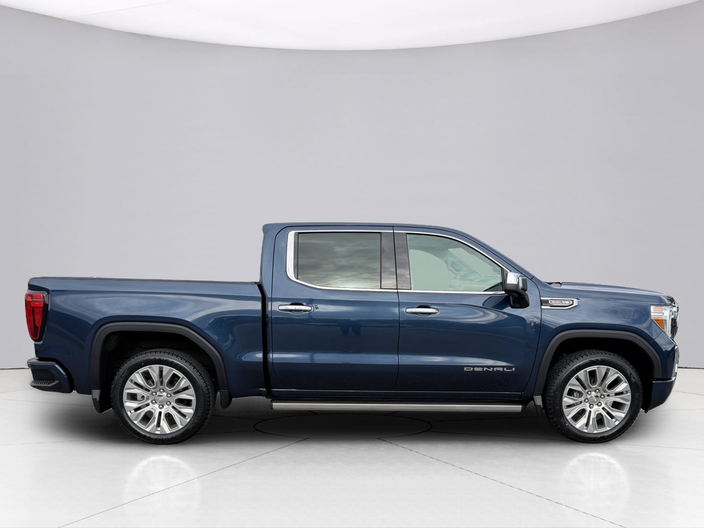 Used 2021 GMC Sierra 1500 Denali w/ Denali Ultimate Package AWD/4WD image 6