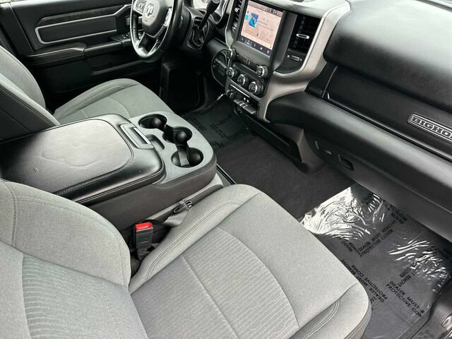 Used 2024 RAM 2500 Big Horn AWD/4WD image 18