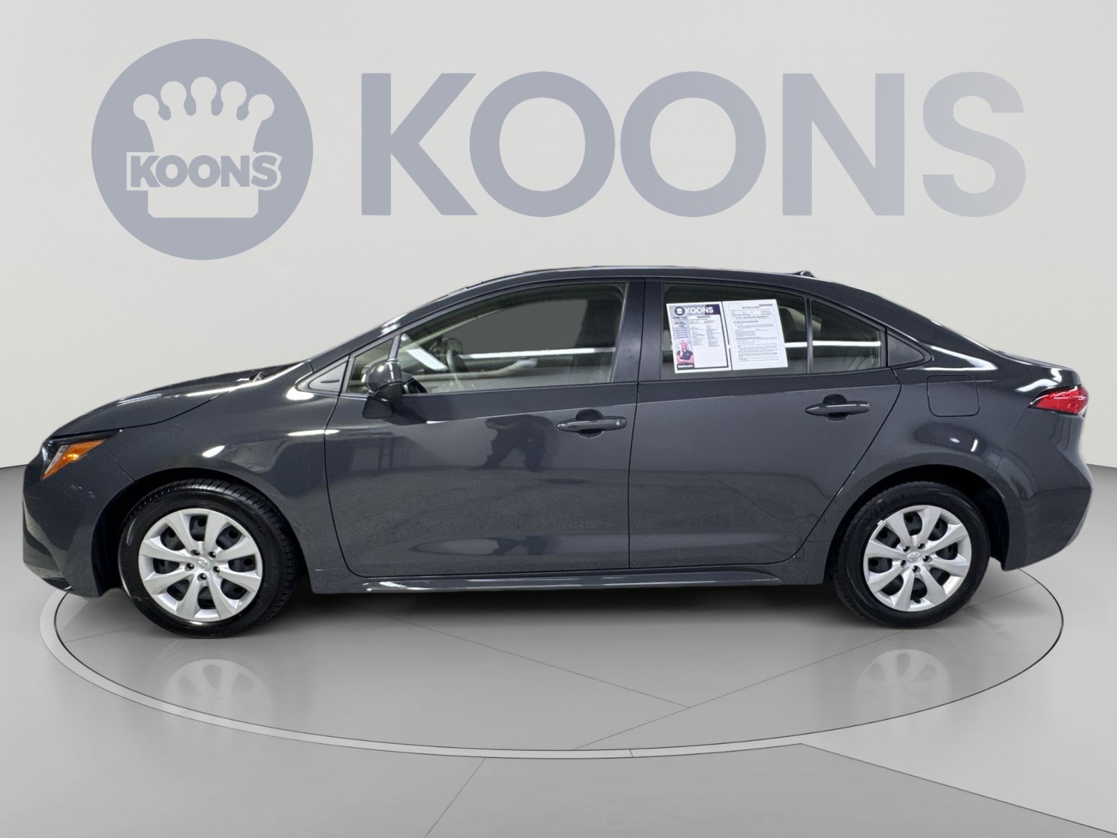 Used 2023 Toyota Corolla LE w/ Carpet Mat Package (TMS) FWD image 17