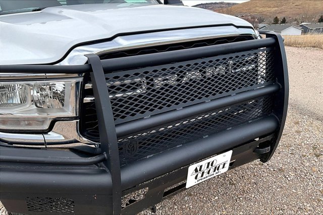 Used 2022 RAM 3500 Tradesman w/ Safety Group image 32