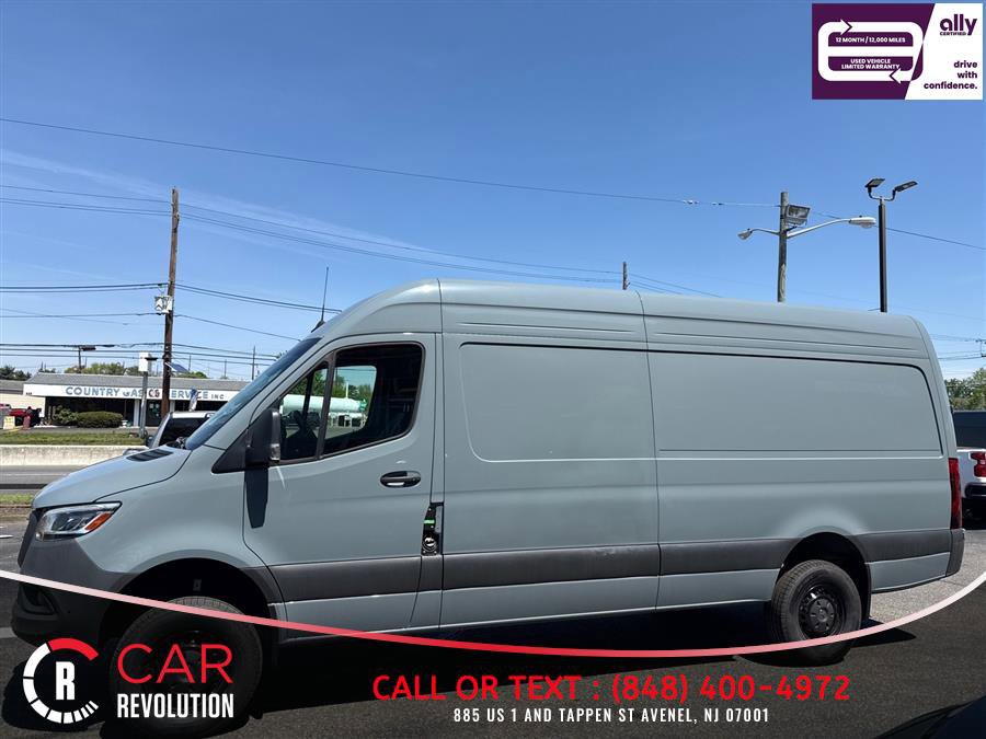 Used 2024 Mercedes-Benz Sprinter 2500 image 4