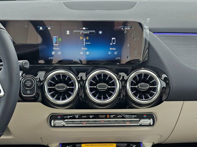 New 2026 Mercedes-Benz GLA 250 4MATIC image 36