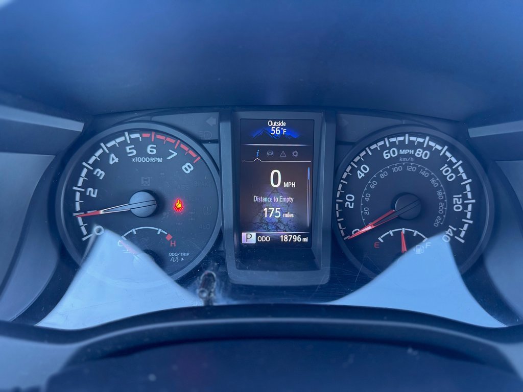 Used 2022 Toyota Tacoma SR image 13