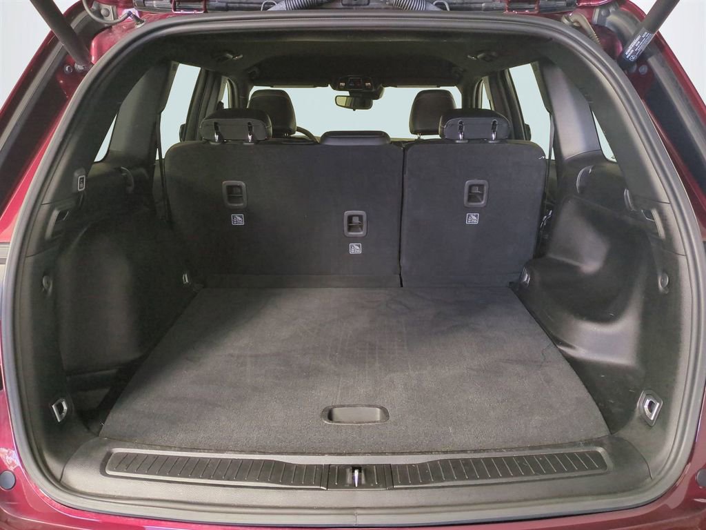 Used 2024 Jeep Grand Cherokee Altitude image 14