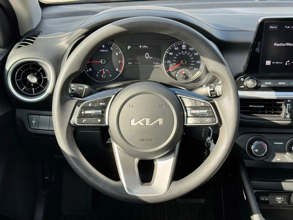 Used 2024 Kia Forte LX image 19