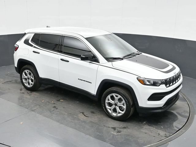 Used 2025 Jeep Compass Sport w/ Mopar Graphics Package AWD/4WD image 32
