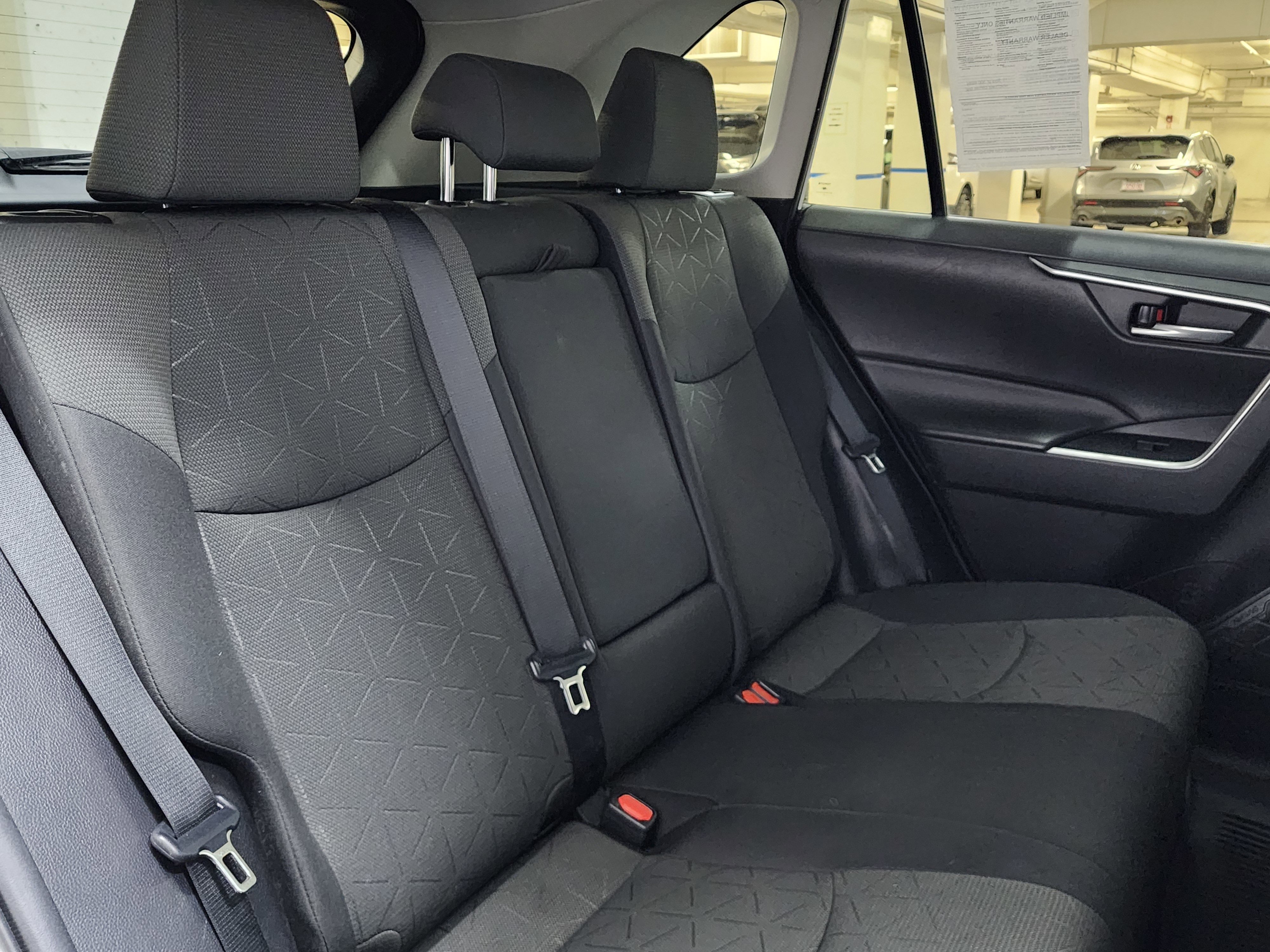 Used 2021 Toyota RAV4 XLE image 20