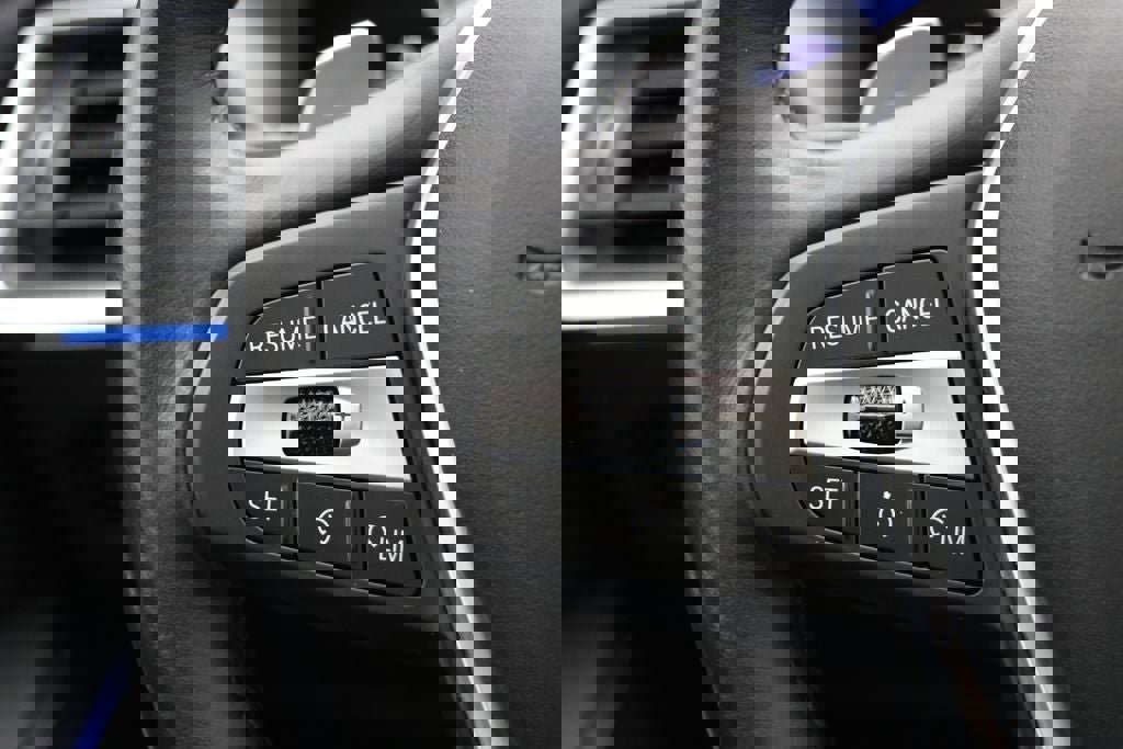 Used 2024 BMW 330i xDrive Sedan image 21