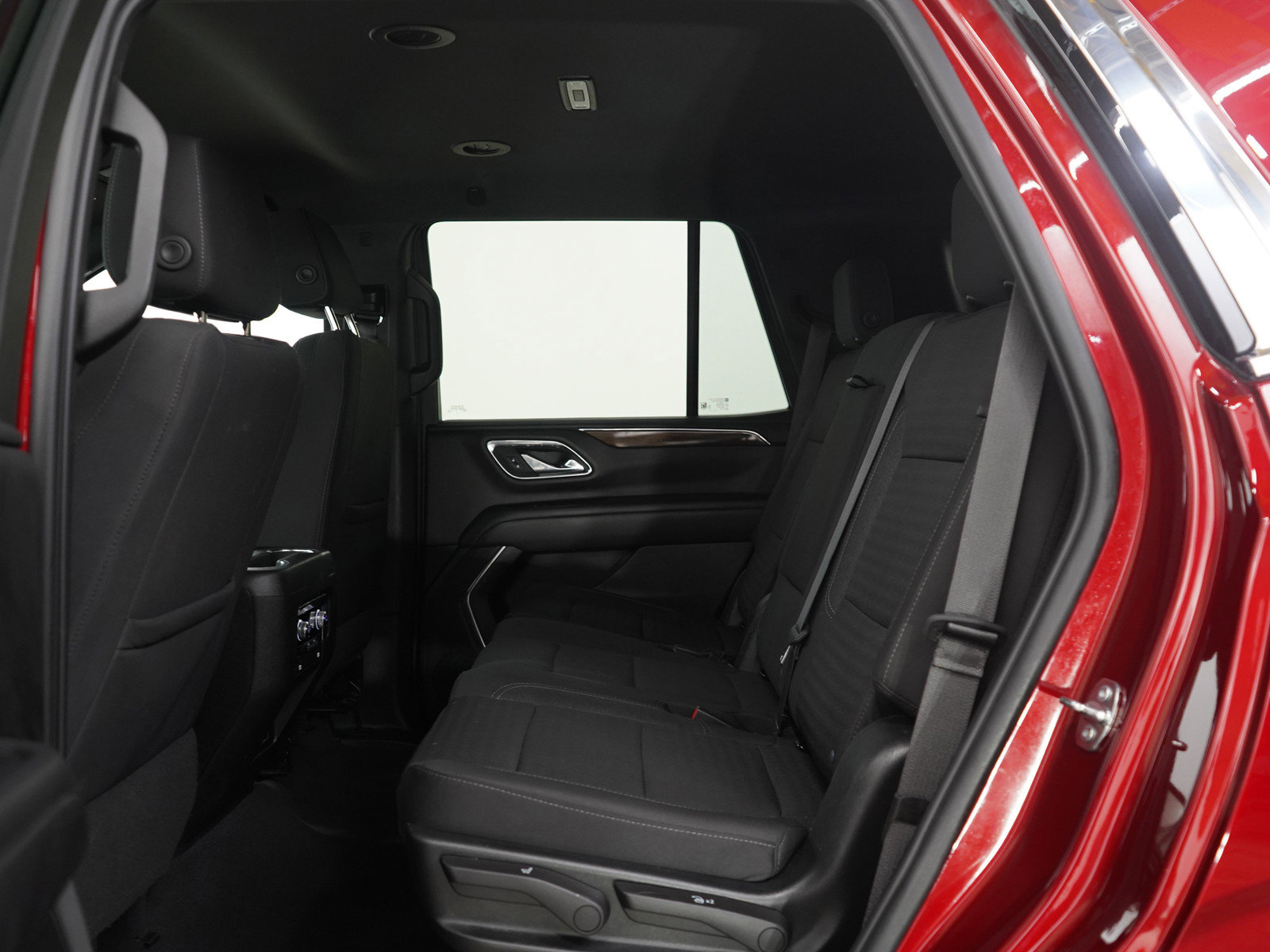 Used 2023 GMC Yukon SLE image 19