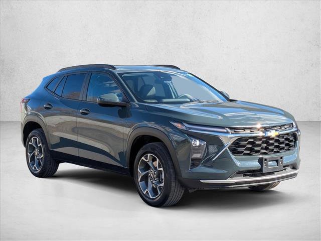 Used 2025 Chevrolet Trax LT video 3