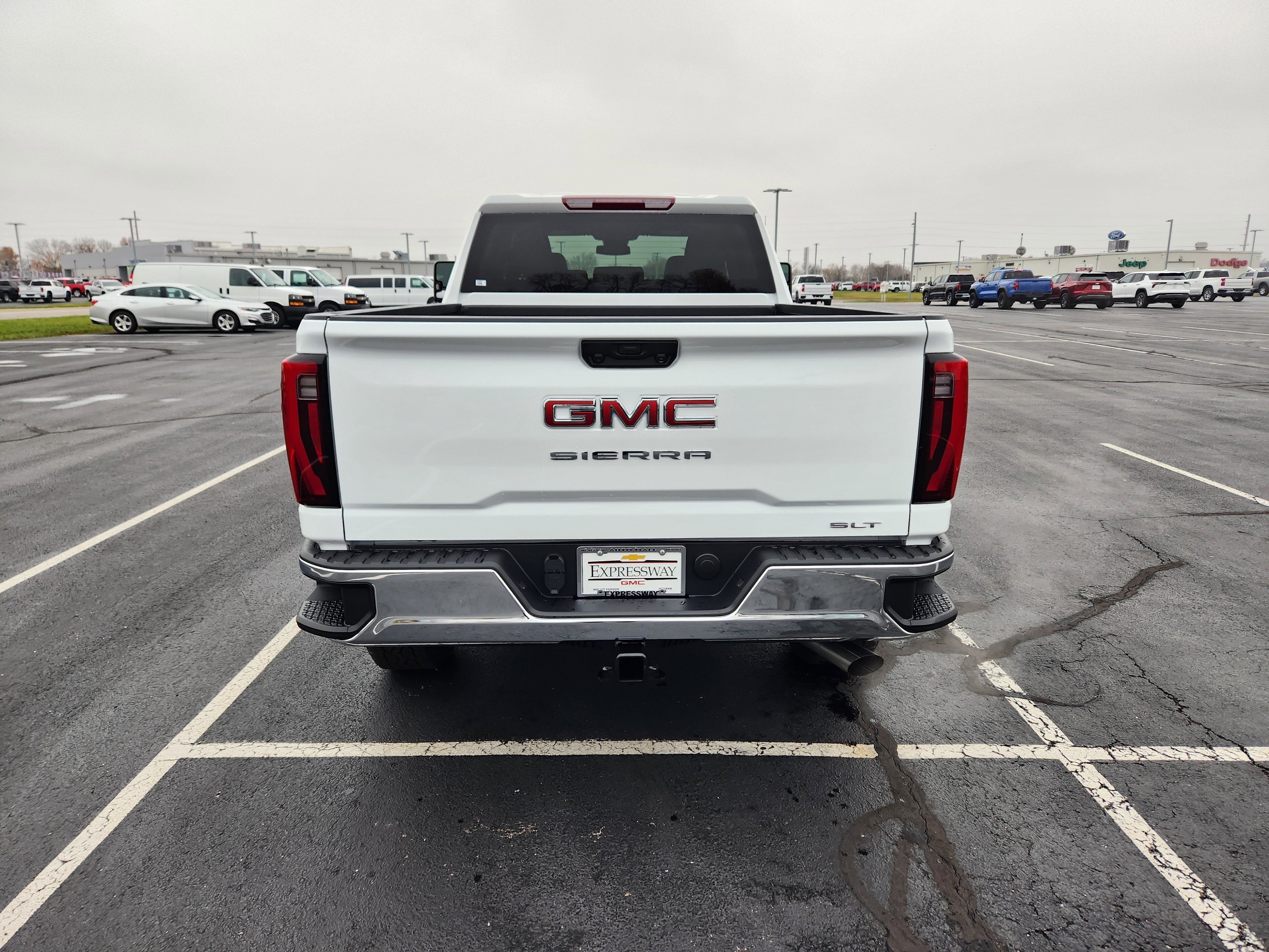 New 2026 GMC Sierra 2500 SLT image 4
