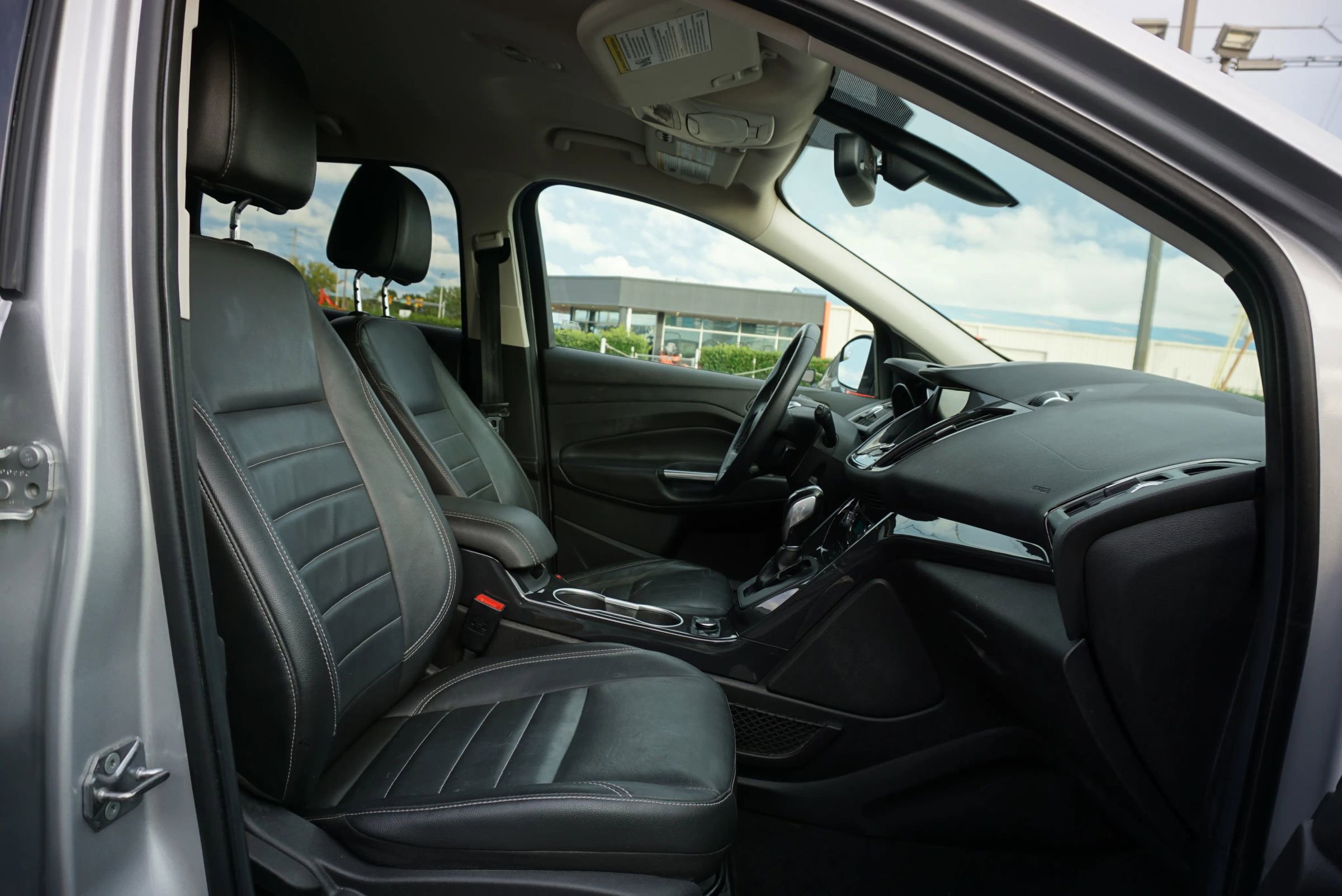 Used 2014 Ford Escape Titanium image 25