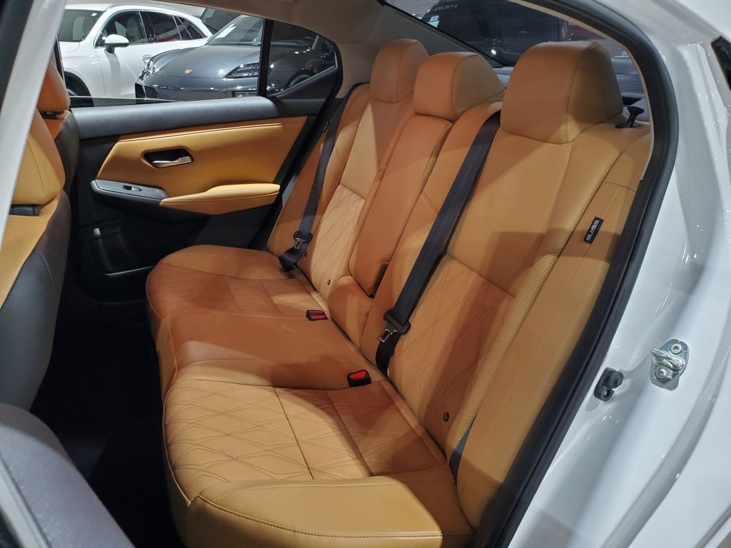 Used 2023 Nissan Sentra SV w/ SV Premium Package FWD image 22