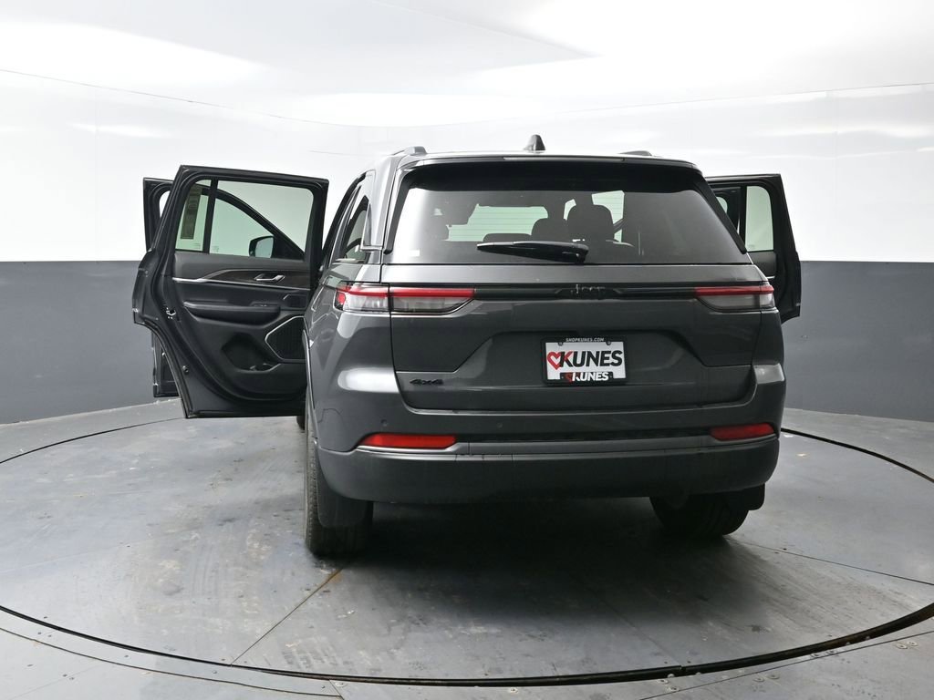 New 2026 Jeep Grand Cherokee Limited image 46