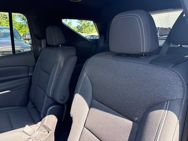 Used 2025 Chevrolet Traverse LT AWD/4WD image 20