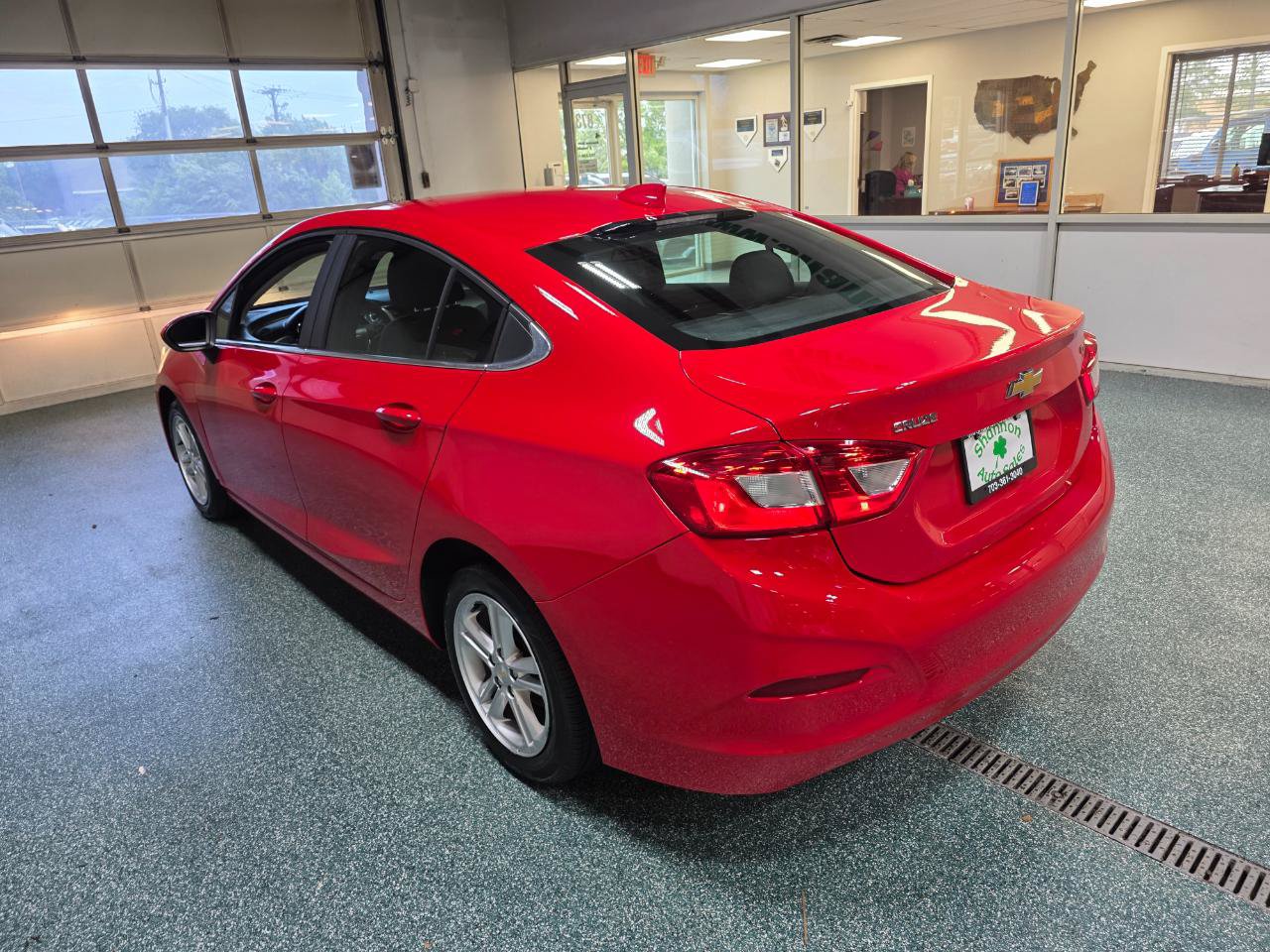 Used 2016 Chevrolet Cruze LT FWD image 9