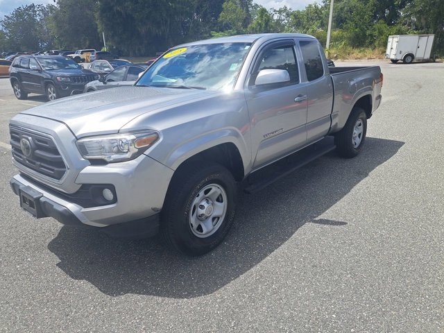 Used 2018 Toyota Tacoma SR5 image 8