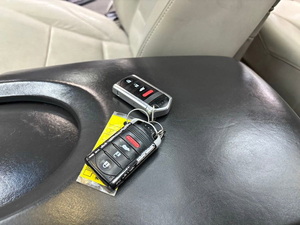 Used 2010 Acura ZDX w/ Advance Package AWD/4WD image 25