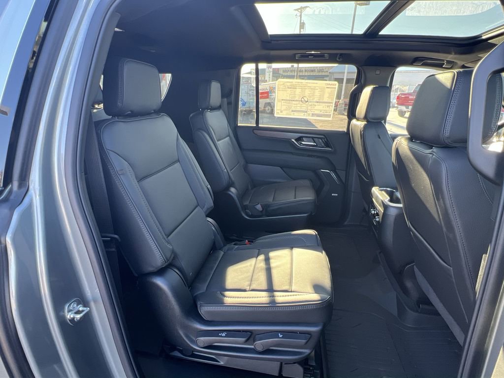 New 2026 GMC Yukon XL Denali w/ Sun & Power Step Package AWD/4WD image 28