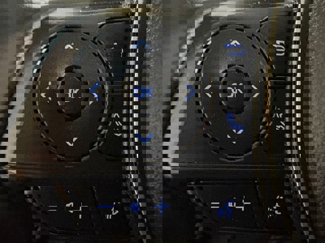 Used 2022 Toyota Corolla Cross LE image 13