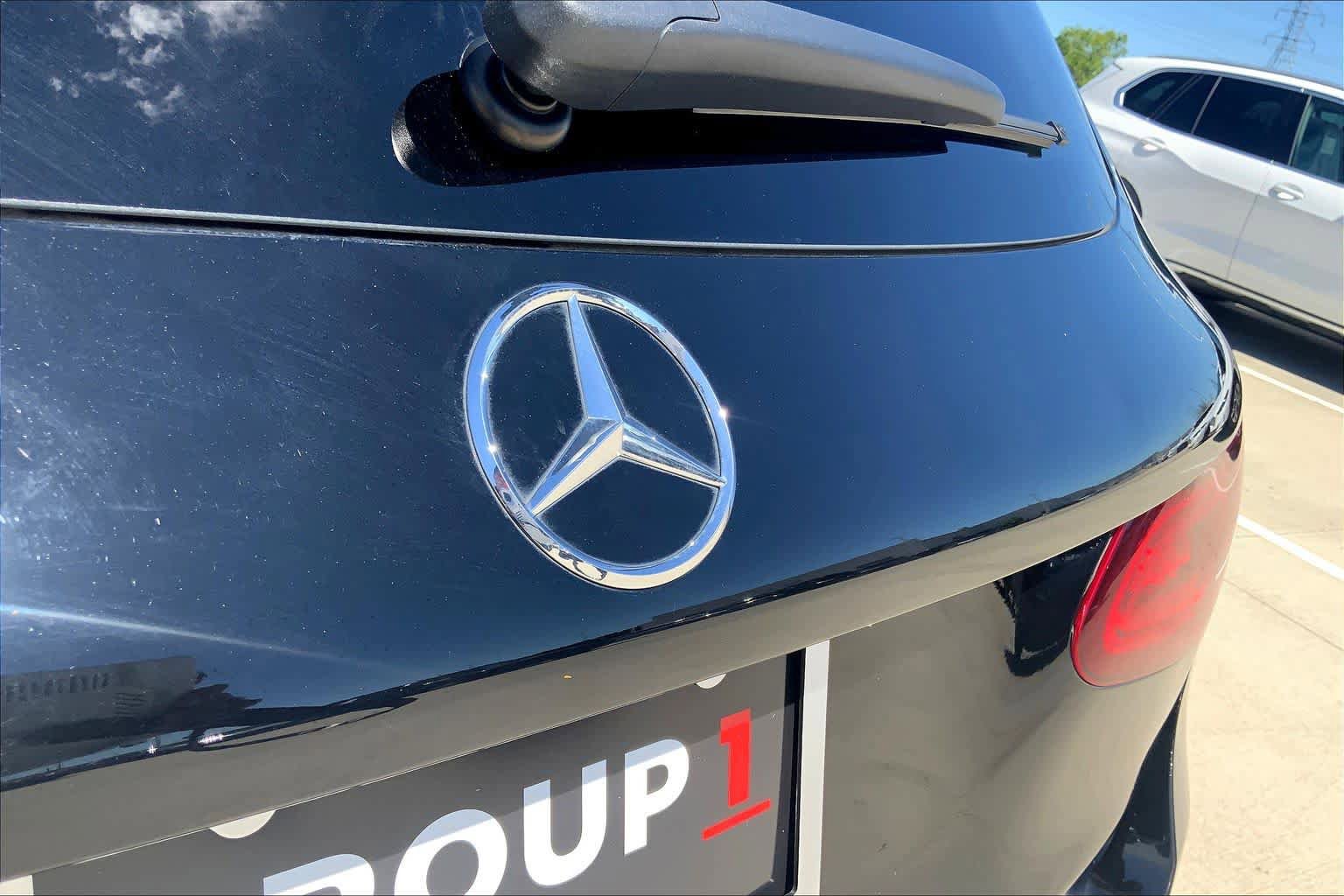 Used 2021 Mercedes-Benz GLC 300 image 9