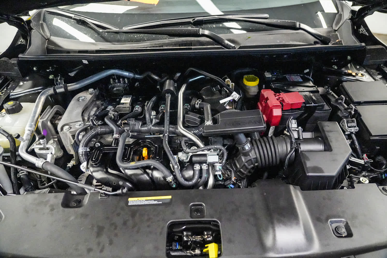 Used 2026 Nissan Sentra SR w/ Floor Mat Package FWD image 27