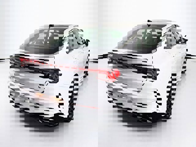 Used 2023 Kia K5 GT-Line image 5