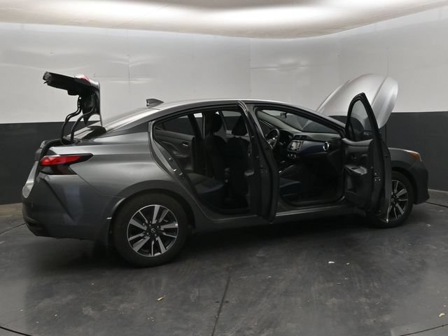 New 2025 Nissan Versa SV w/ Trunk Package FWD image 27