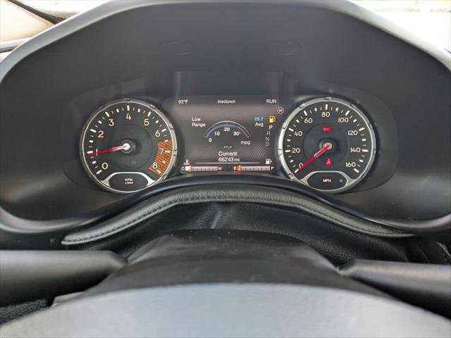 Certified 2023 Jeep Renegade Latitude AWD/4WD image 29