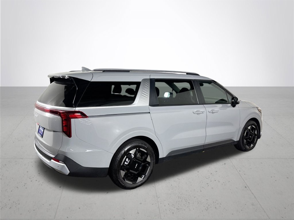 New 2027 Kia Carnival EX FWD image 6