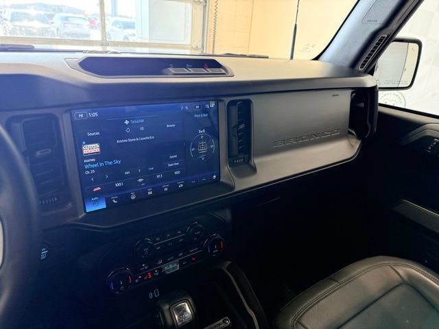Used 2022 Ford Bronco Outer Banks image 23